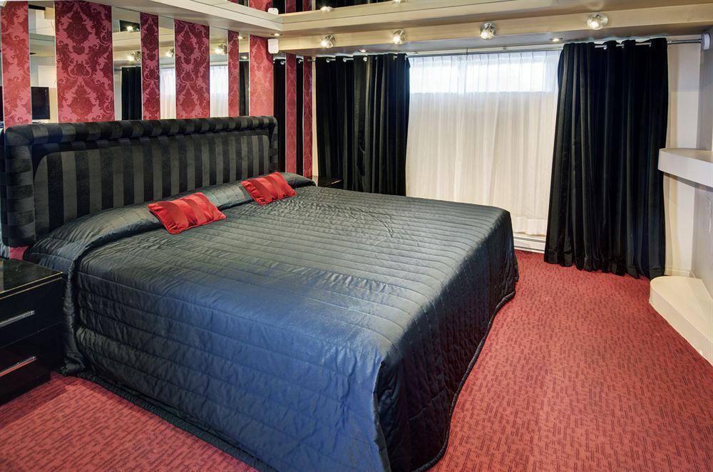 Motel Labarre Longueuil Eksteriør bilde