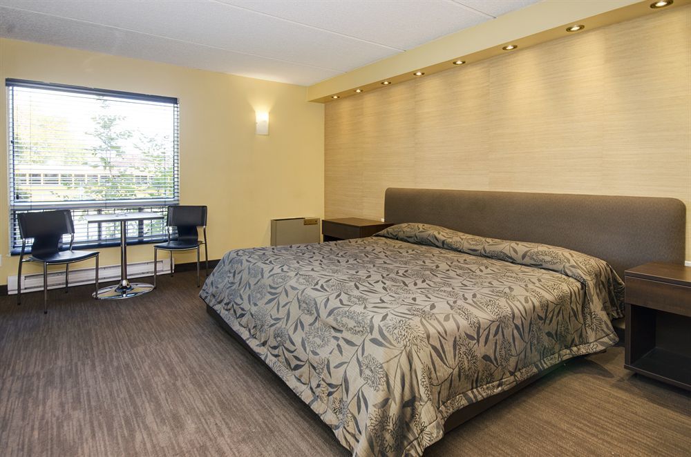 Motel Labarre Longueuil Eksteriør bilde