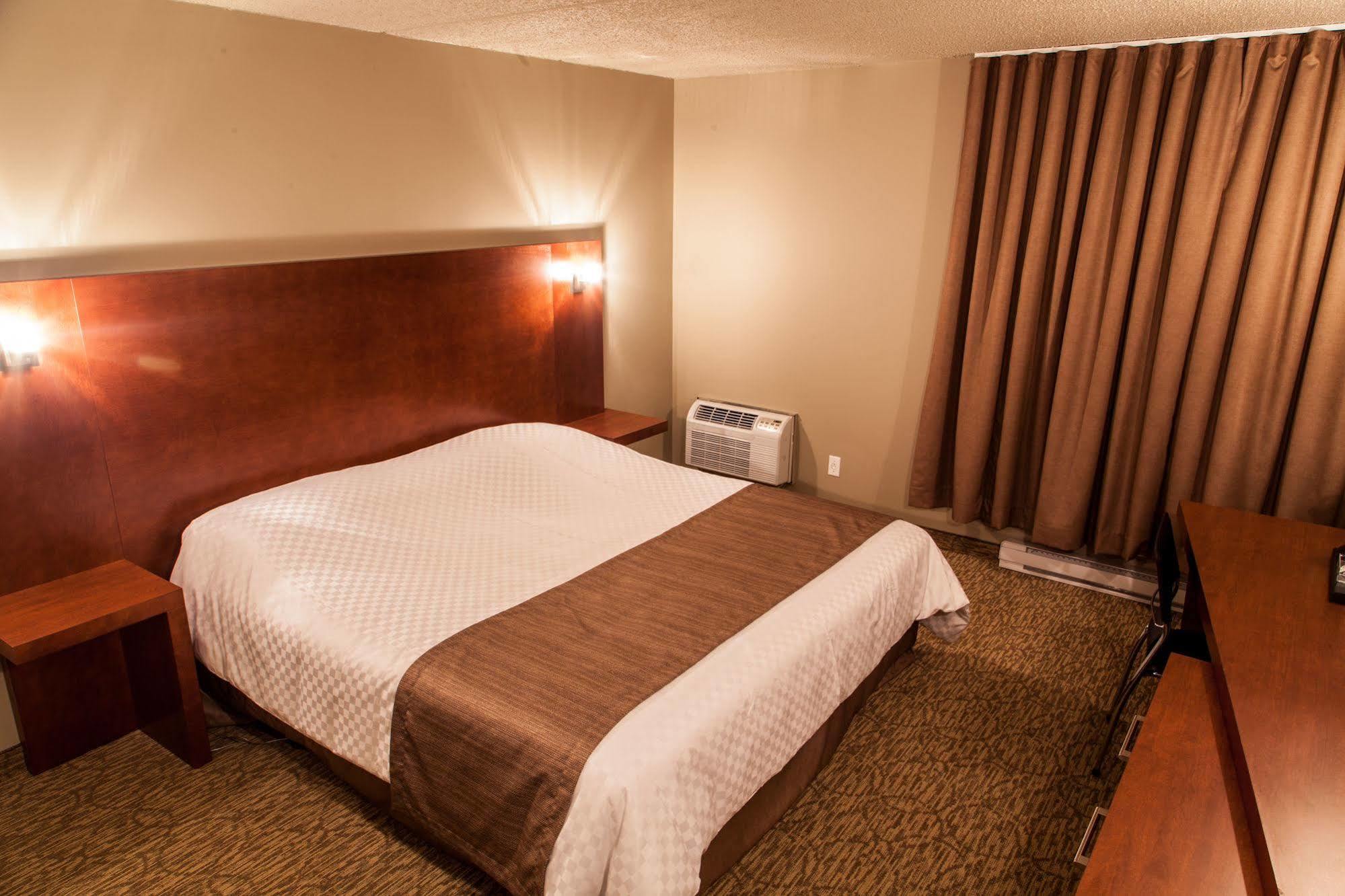 Motel Labarre Longueuil Eksteriør bilde