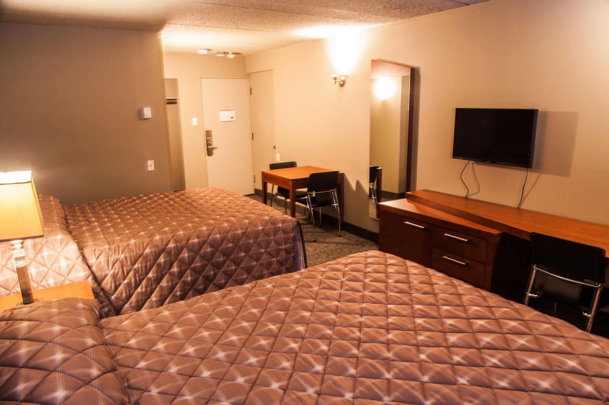 Motel Labarre Longueuil Eksteriør bilde