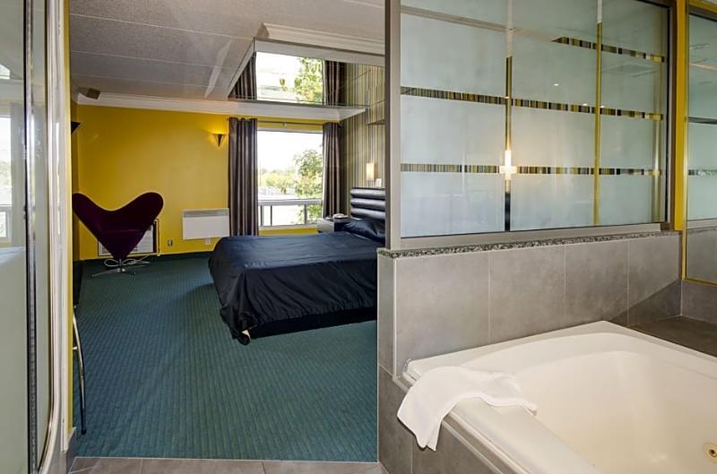 Motel Labarre Longueuil Eksteriør bilde