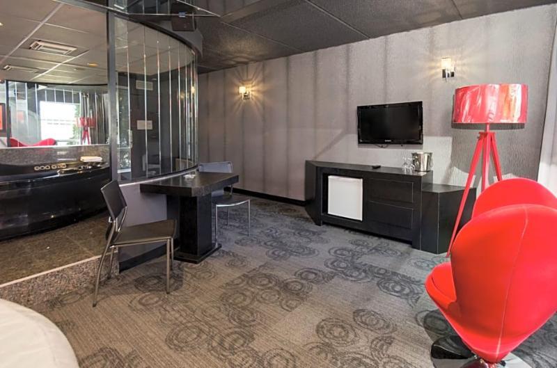 Motel Labarre Longueuil Eksteriør bilde
